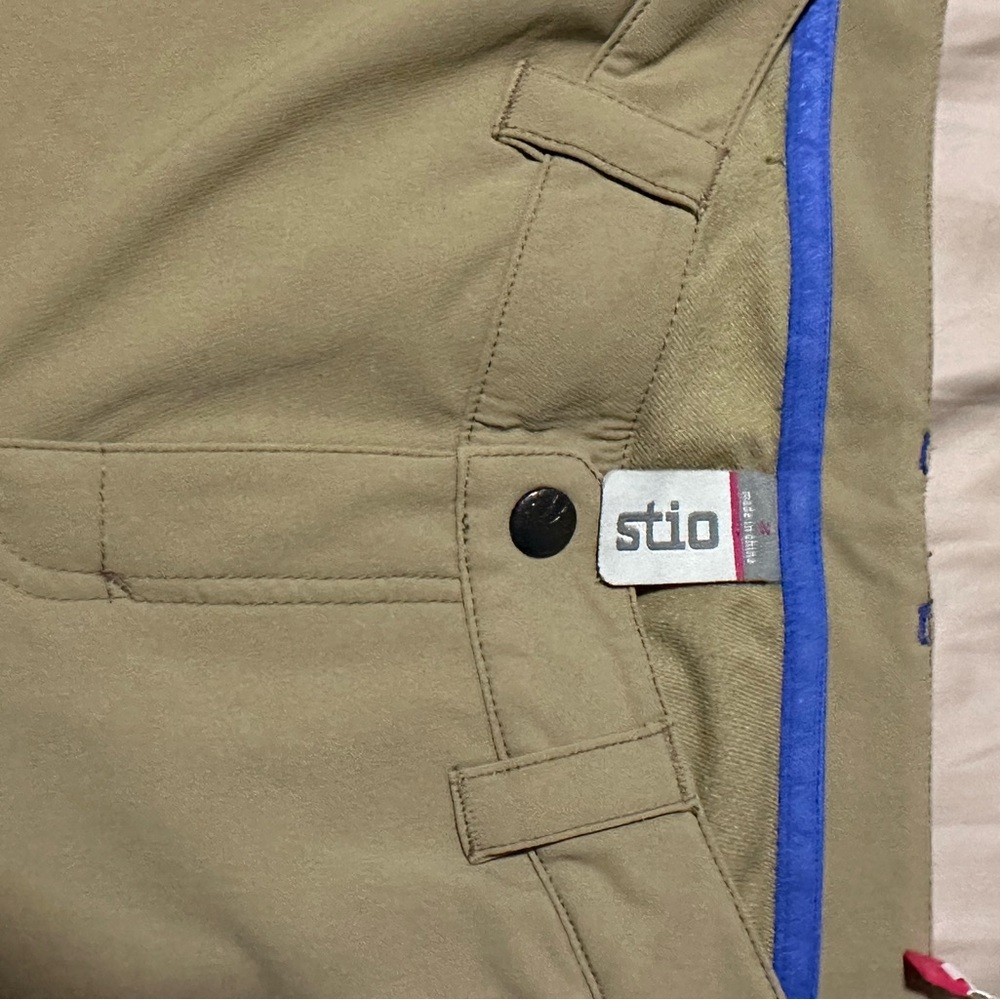 Stio Women's Khaki Green Outdoor Stretch Pants - Picture 12 of 17